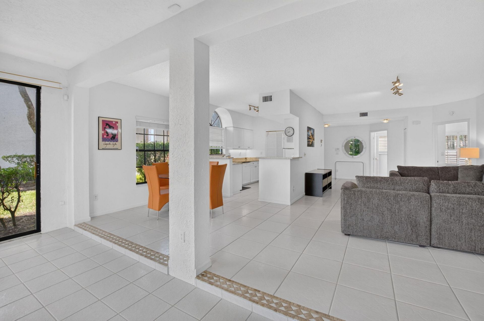 8065 Aberdeen Drive, Unit 102, Boynton Beach, FL 33472 Photo