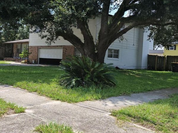 8264 CARAVELLE Drive, Jacksonville, FL 32244