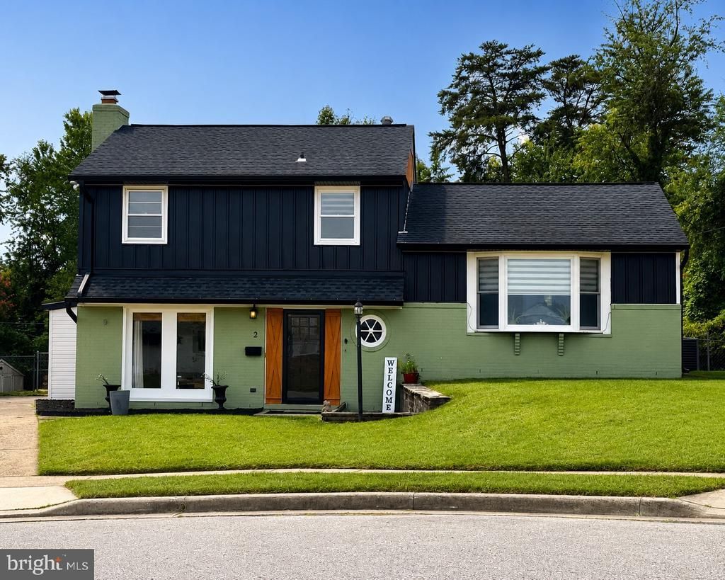 2 PALO COURT , HALETHORPE, MD 21227