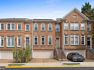 8038 KIDWELL TOWN COURT, VIENNA, VA 22182