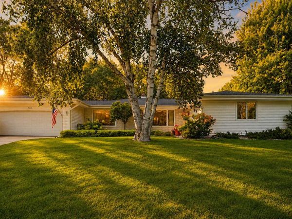 9632 Oxborough Road, Bloomington, MN 55437