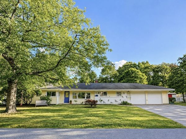 4 Nadine Road, Framingham, MA 01701