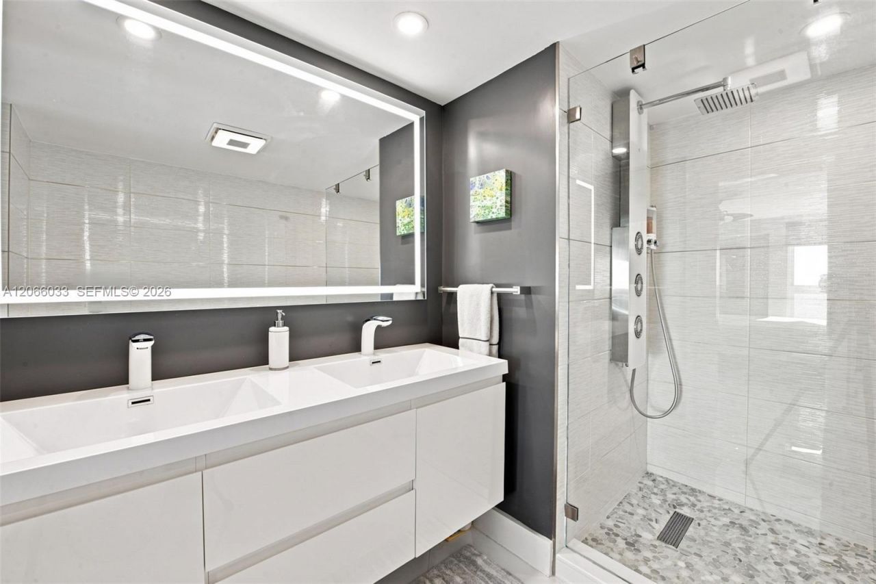1360 S Ocean Blvd, Unit 2305, Pompano Beach, FL 33062 Photo