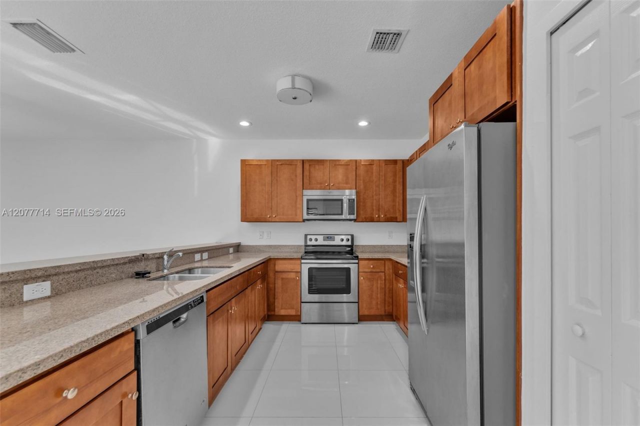 Please Call For Address, Miami, FL 33172 Photo