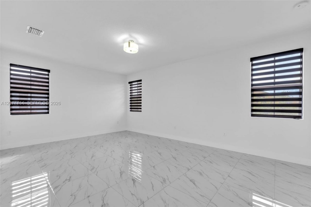 Please Call For Address, Miami, FL 33172 Photo