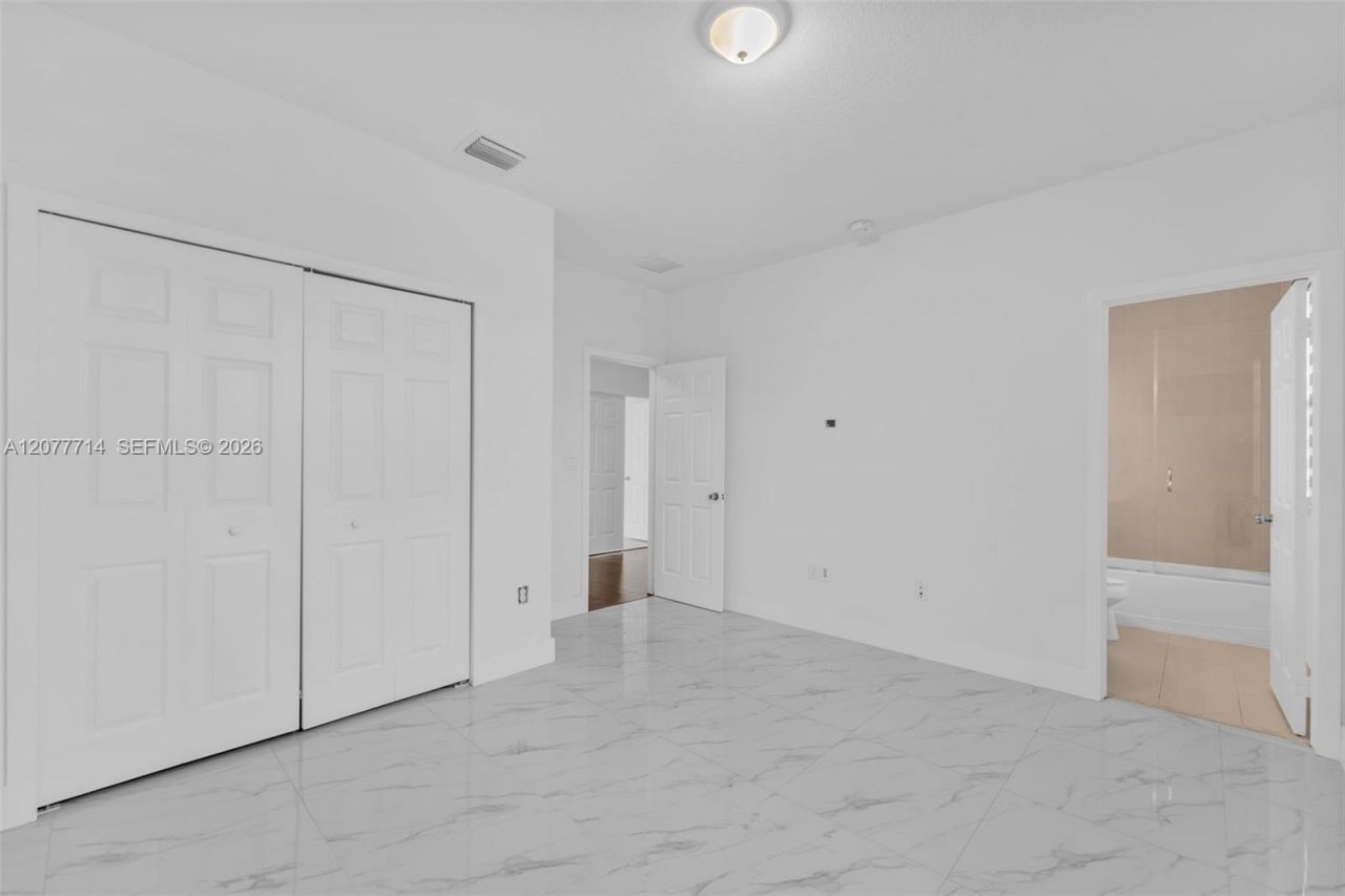 Please Call For Address, Miami, FL 33172 Photo