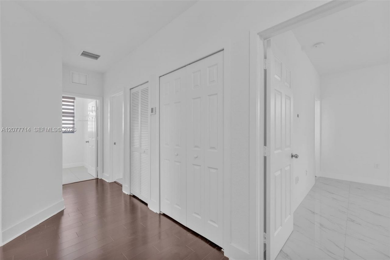 Please Call For Address, Miami, FL 33172 Photo