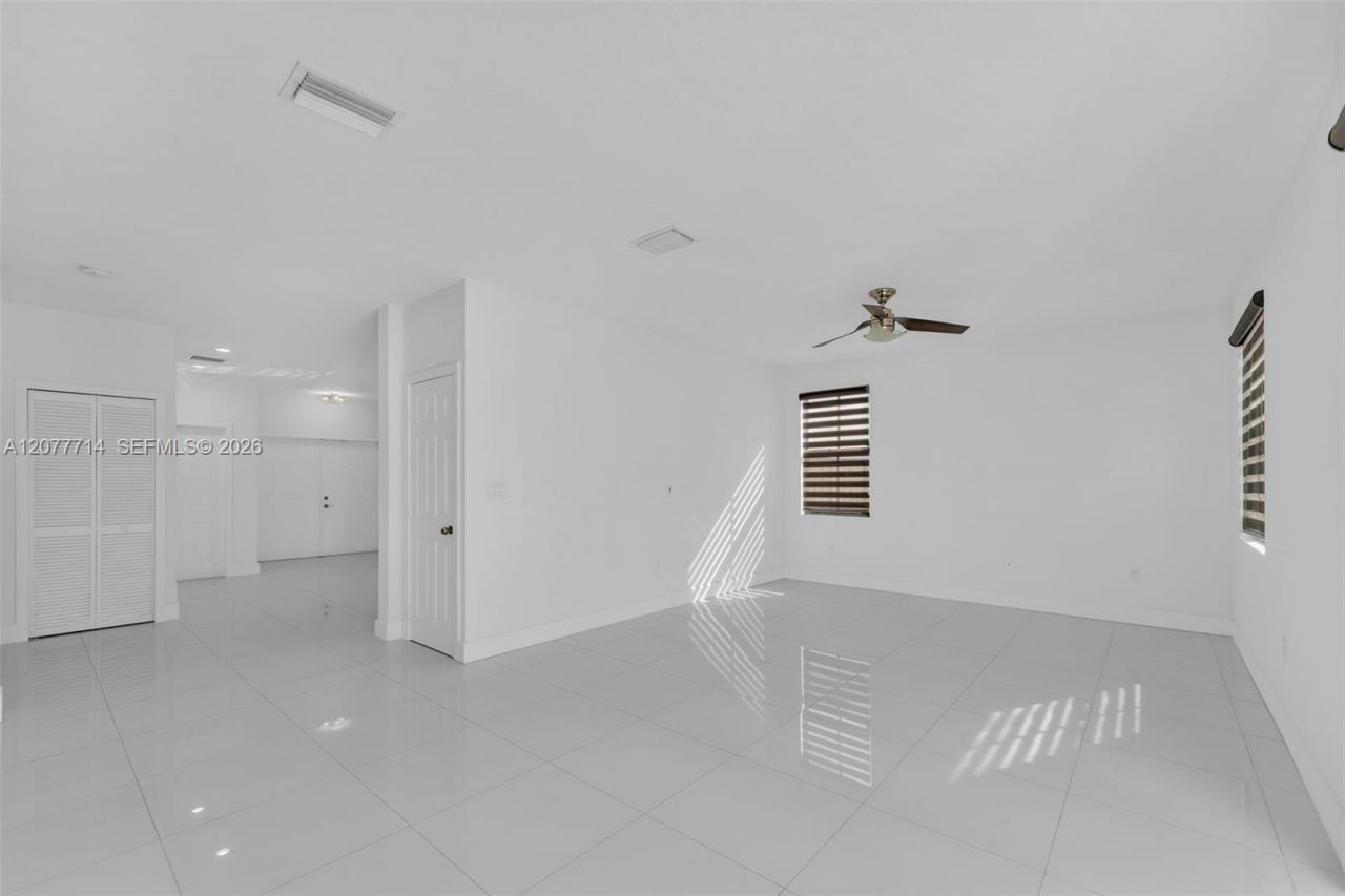 Please Call For Address, Miami, FL 33172 Photo