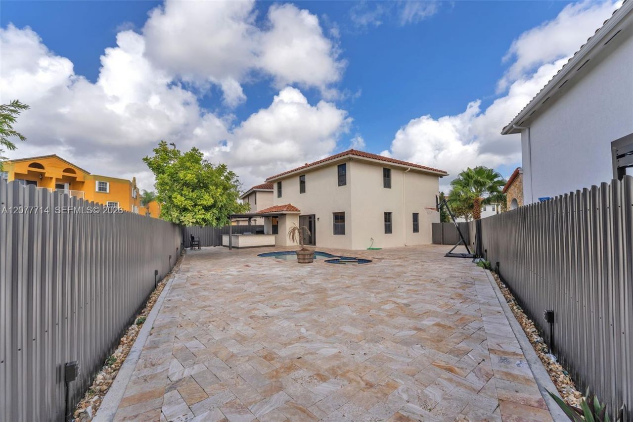 Please Call For Address, Miami, FL 33172 Photo