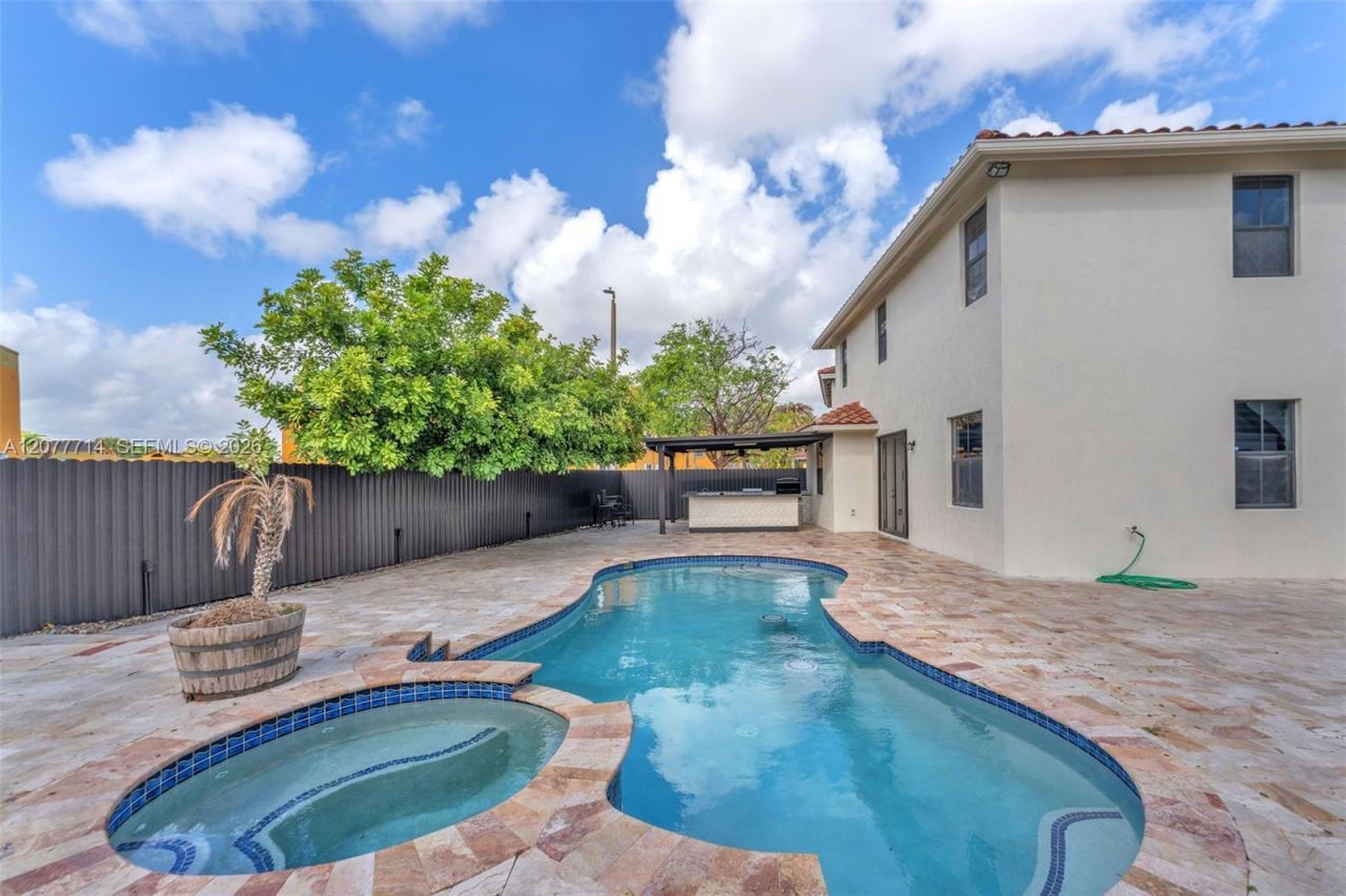 Please Call For Address, Miami, FL 33172 Photo