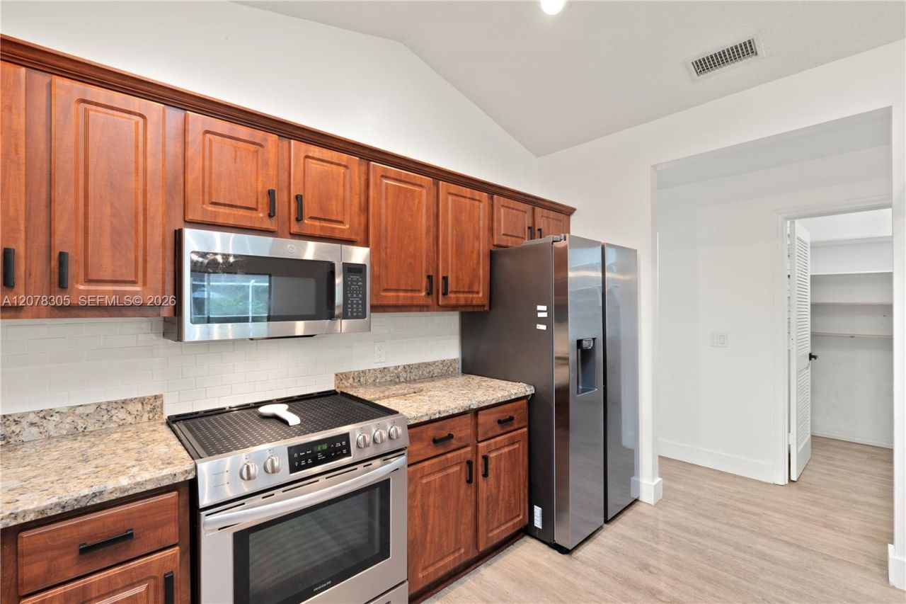 3290 SW Island Way, Palm City, FL 34990 Photo