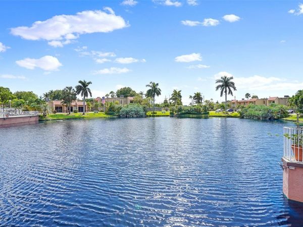 4910 NW 79th Ave , Unit 201, Doral, FL 33166