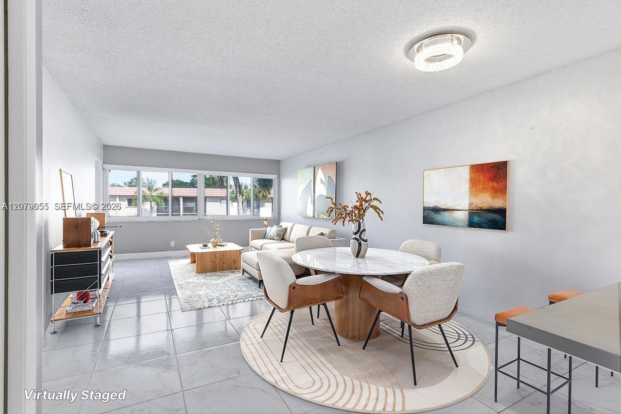 140 Lakeview Dr, Unit 203, Weston, FL 33326 Main Photo