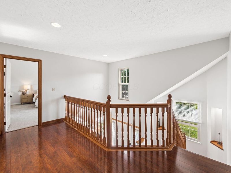599 Tall Oaks Drive, Columbus, OH 43230 Photo 33