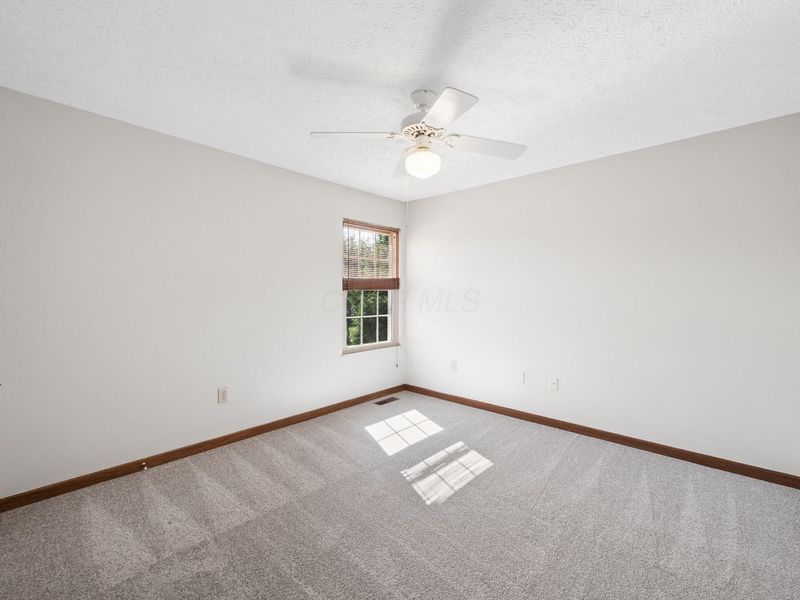 599 Tall Oaks Drive, Columbus, OH 43230 Photo 44
