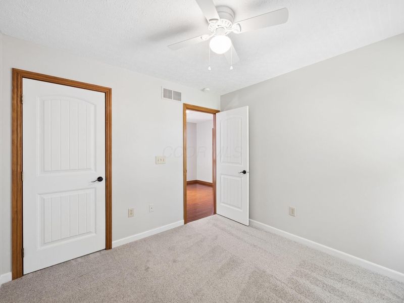599 Tall Oaks Drive, Columbus, OH 43230 Photo 46