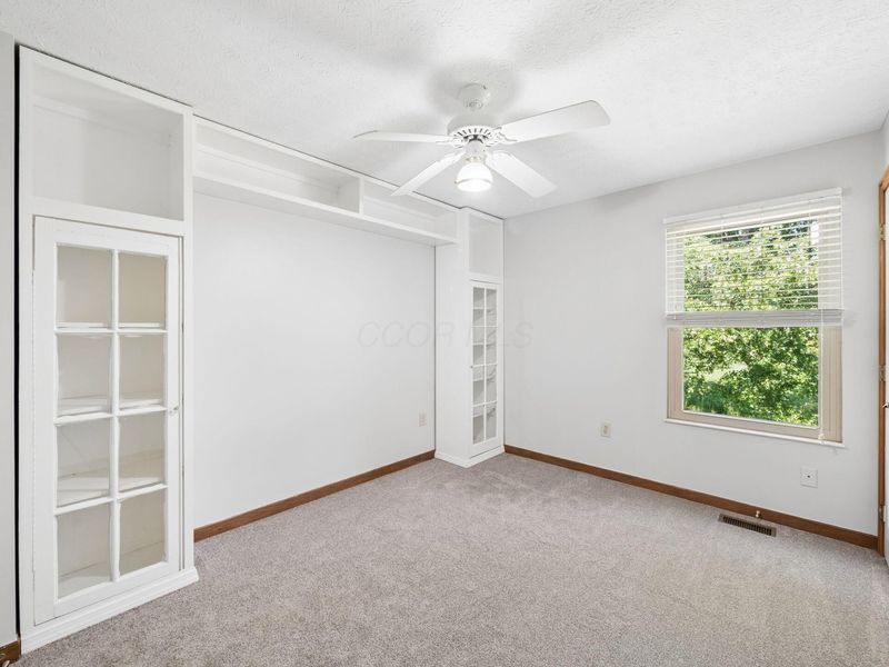 599 Tall Oaks Drive, Columbus, OH 43230 Photo 49