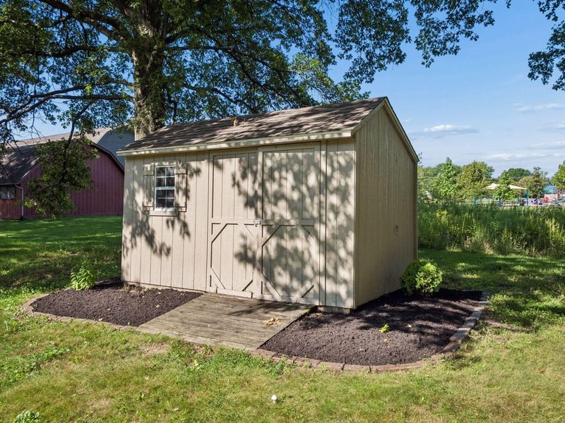 599 Tall Oaks Drive, Columbus, OH 43230 Photo 63