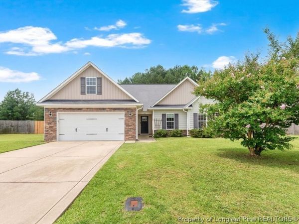 162 Harcourt Place, Raeford, NC 28376