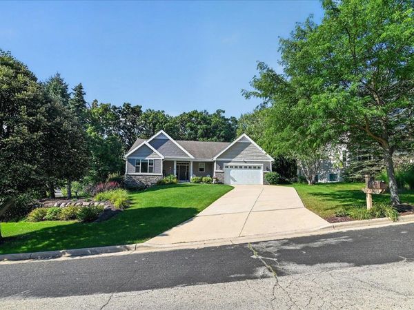 3083 Barrington Hills Court, Fitchburg, WI 53711