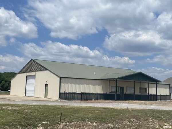 1608 Adams Drive , Marion, IL 62959