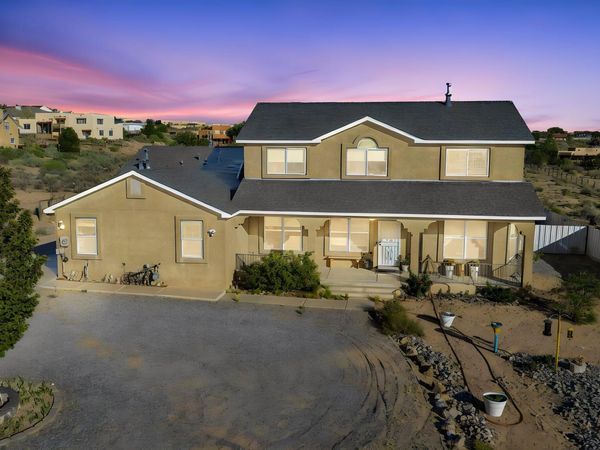 1531 Acapulco Road NE, Rio Rancho, NM 87144