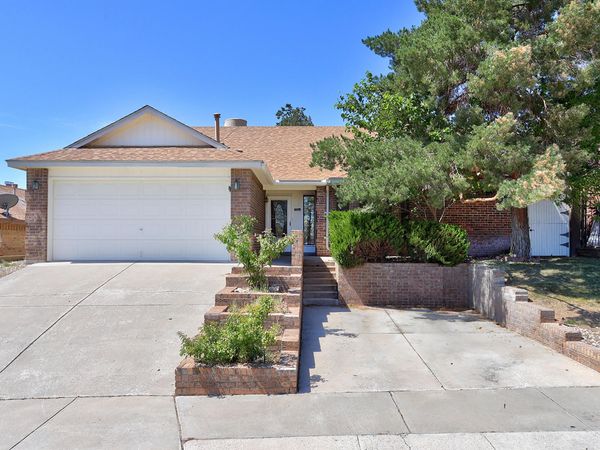 5305 Tamariz Drive NW, Albuquerque, NM 87120