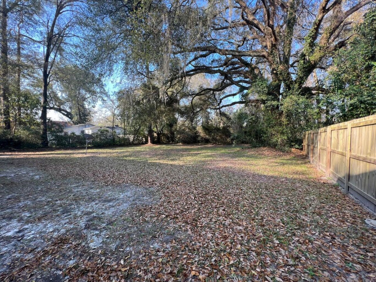 109 N Miller Street Photo 15