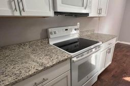 109 N Miller Street photo 4