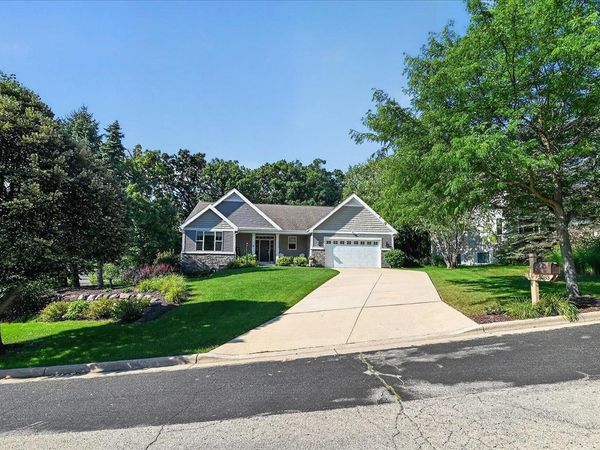 3083 Barrington Hills Court, Fitchburg, WI 53711