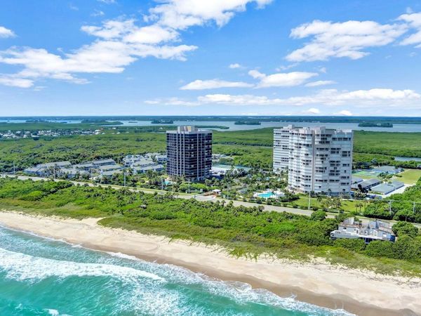 5051 N Hwy A1A, Unit 13-5, Hutchinson Island, FL 34949