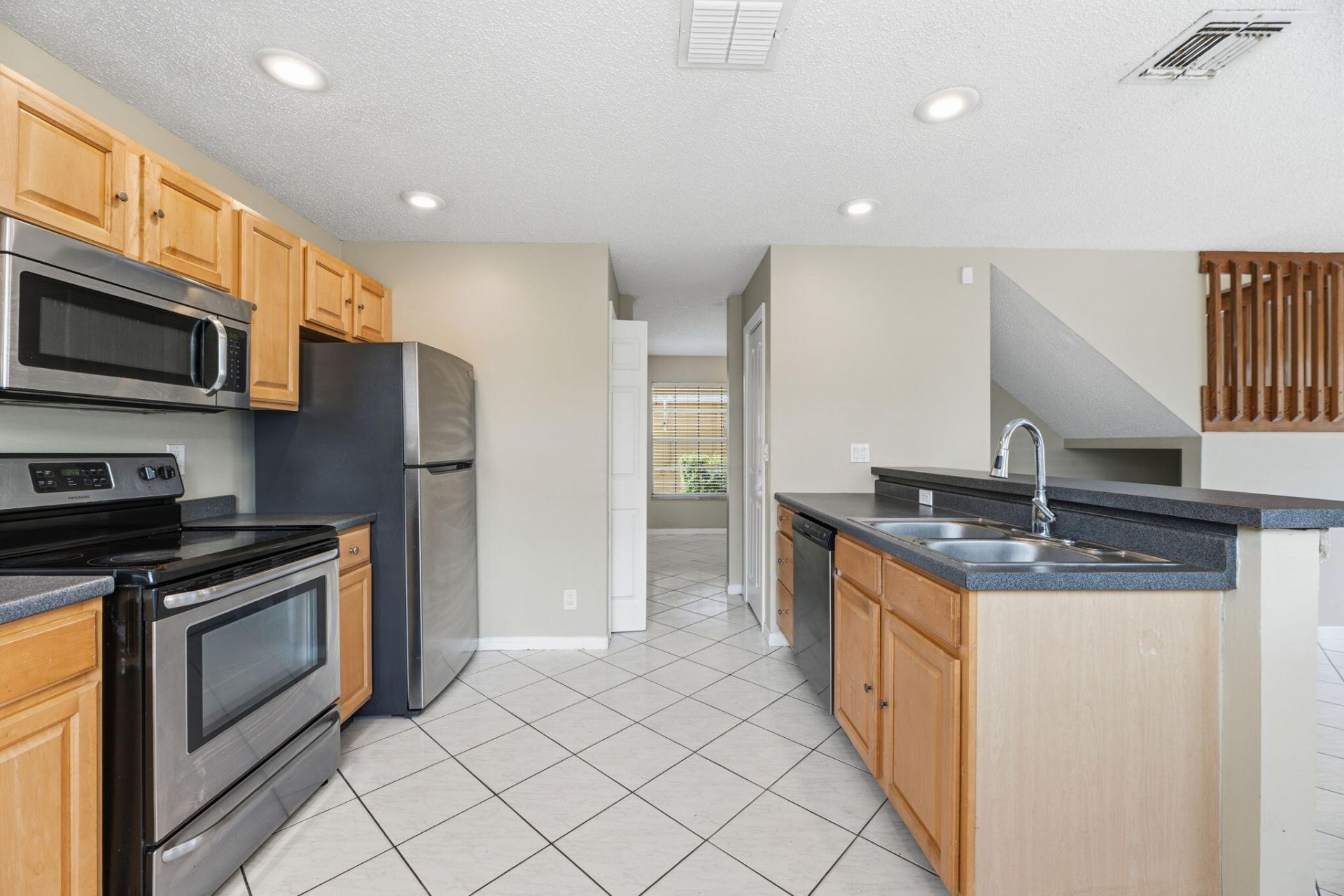 2716 Arrowwood Court, Davie, FL 33328 Photo