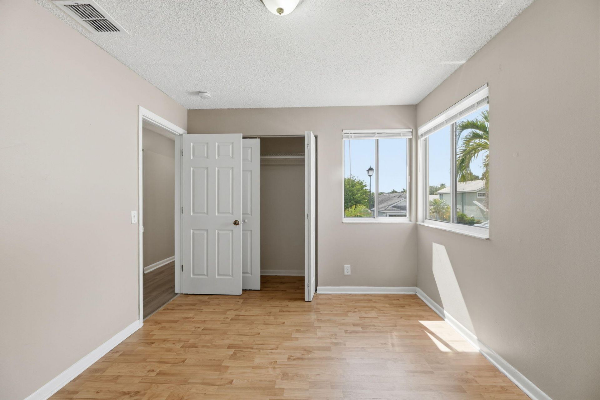 2716 Arrowwood Court, Davie, FL 33328 Photo