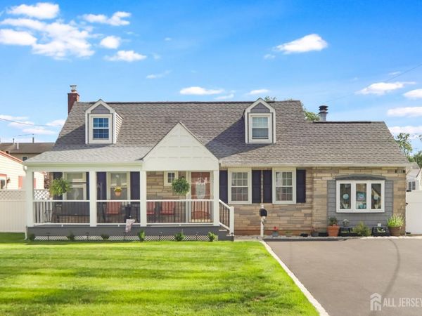 354 Colonia Boulevard , Colonia, NJ 07067
