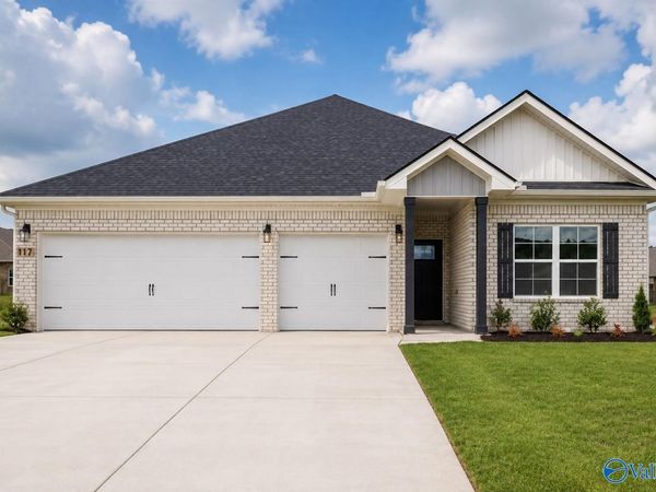 122 Gulf Hills Avenue, Toney, AL 35773