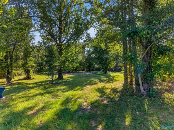 5425 Gilmer Lane, Rainbow City, AL 35906