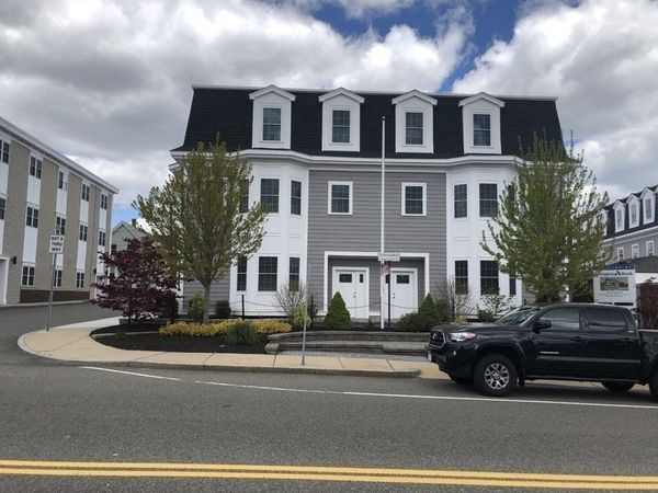 84 Pearl Street, Unit 1, Braintree, MA 02184