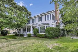 1304 Fair Street  photo 4