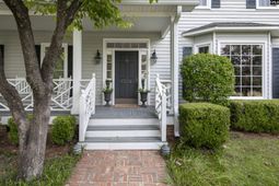 1304 Fair Street  photo 4