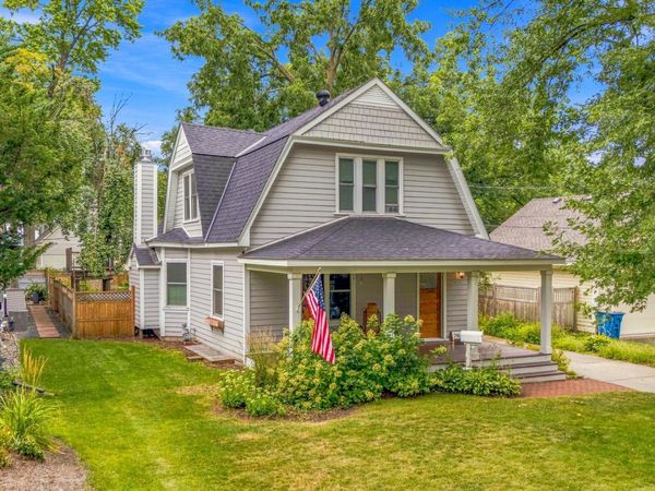 2168 First Street , White Bear Lake, MN 55110