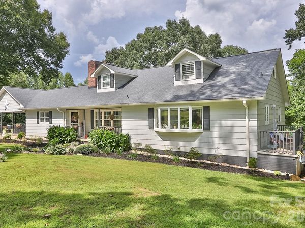1725 Fred Hinshaw Road , Yadkinville, NC 27055