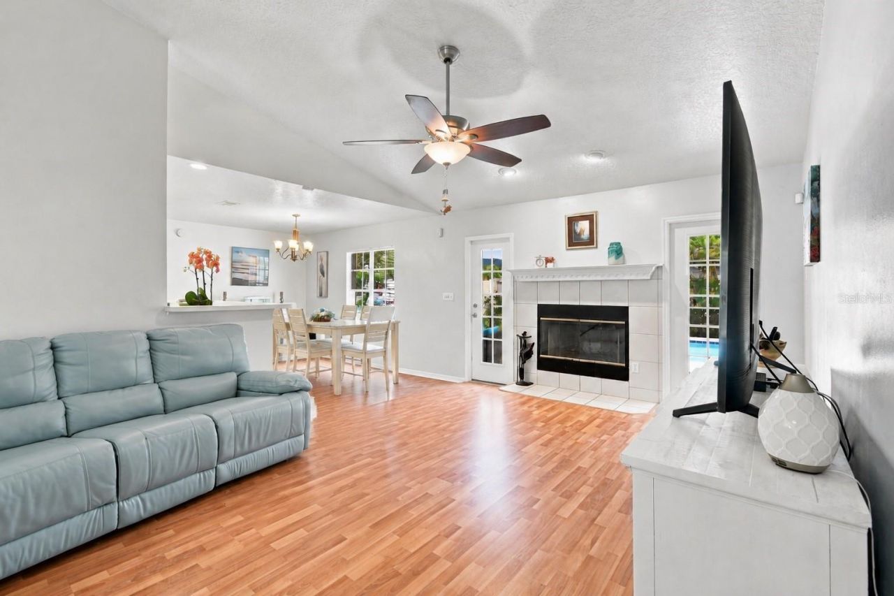 1009 Spring Loop Way , Winter Garden, FL 34787 Photo