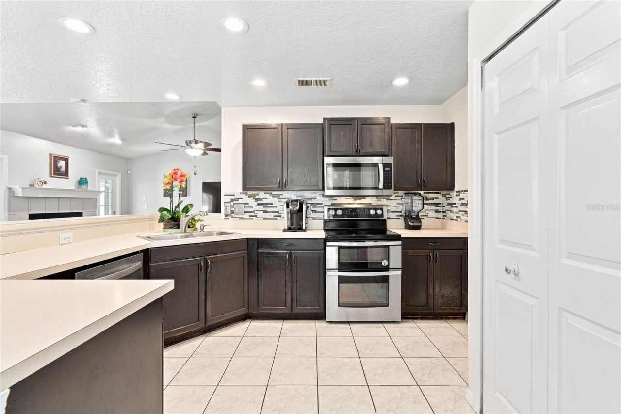 1009 Spring Loop Way , Winter Garden, FL 34787 Photo