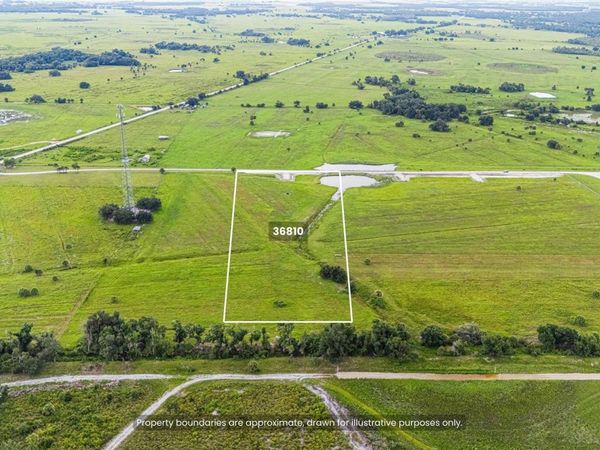 36810 KVILLE ROAD , MYAKKA CITY, FL 34251
