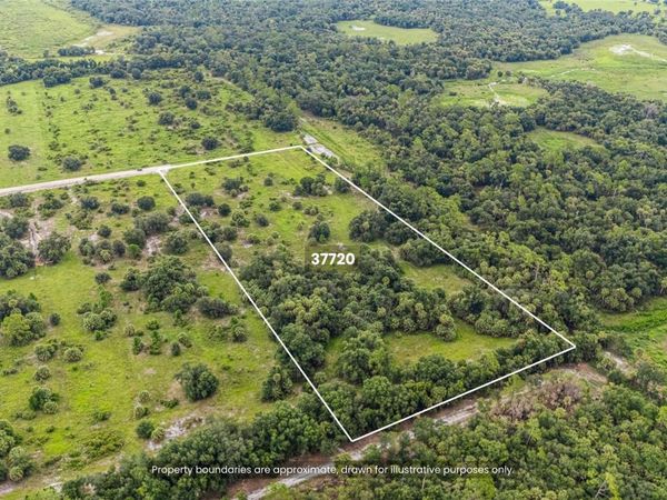 37720 KVILLE ROAD , MYAKKA CITY, FL 34251