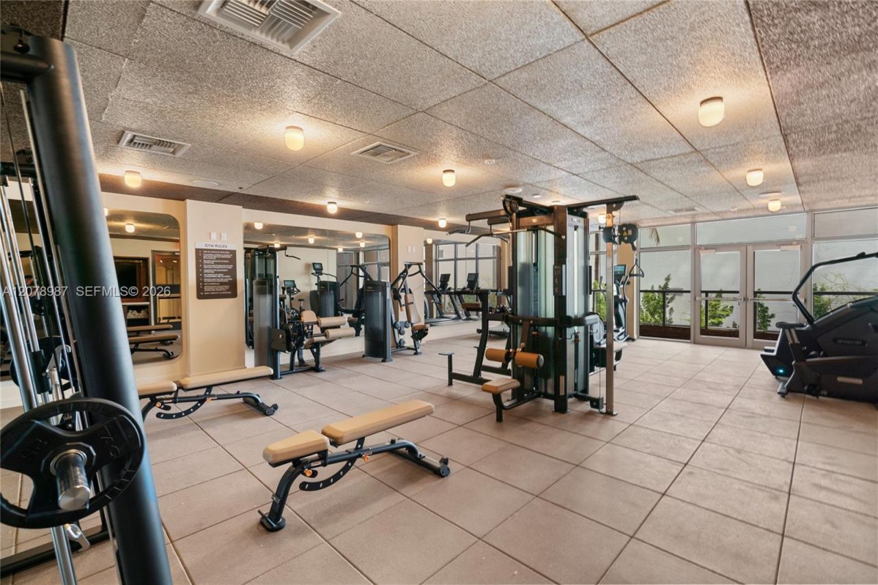 1611 SW 2nd Av, Unit 504, Miami, FL 33129 Photo
