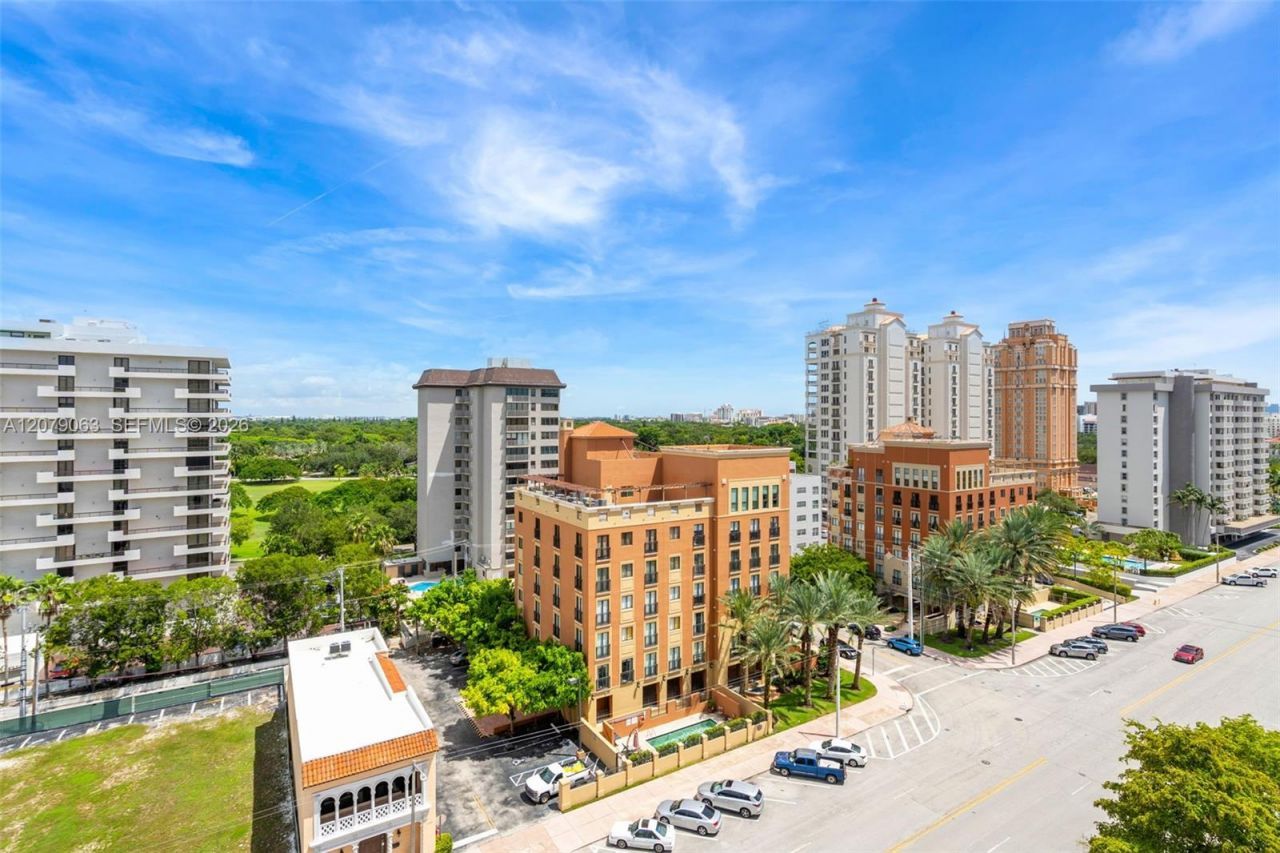 700 Biltmore Way, Unit 1017, Coral Gables, FL 33134 Photo