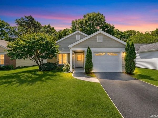 232 Belfast Lane , Ridge, NY 11961