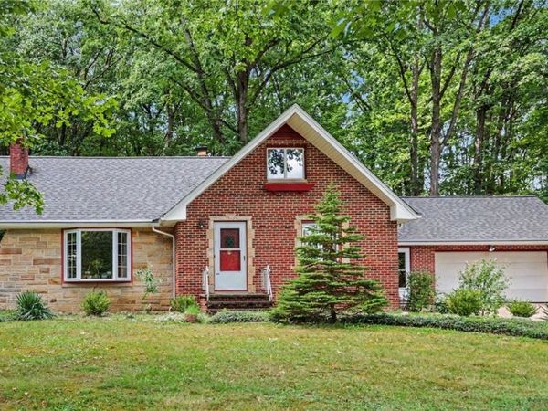 7550 Beverly Drive, Independence, OH 44131