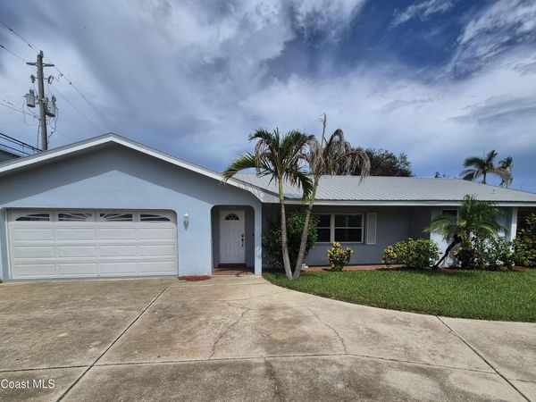 207 S Palm Avenue , Indialantic, FL 32903